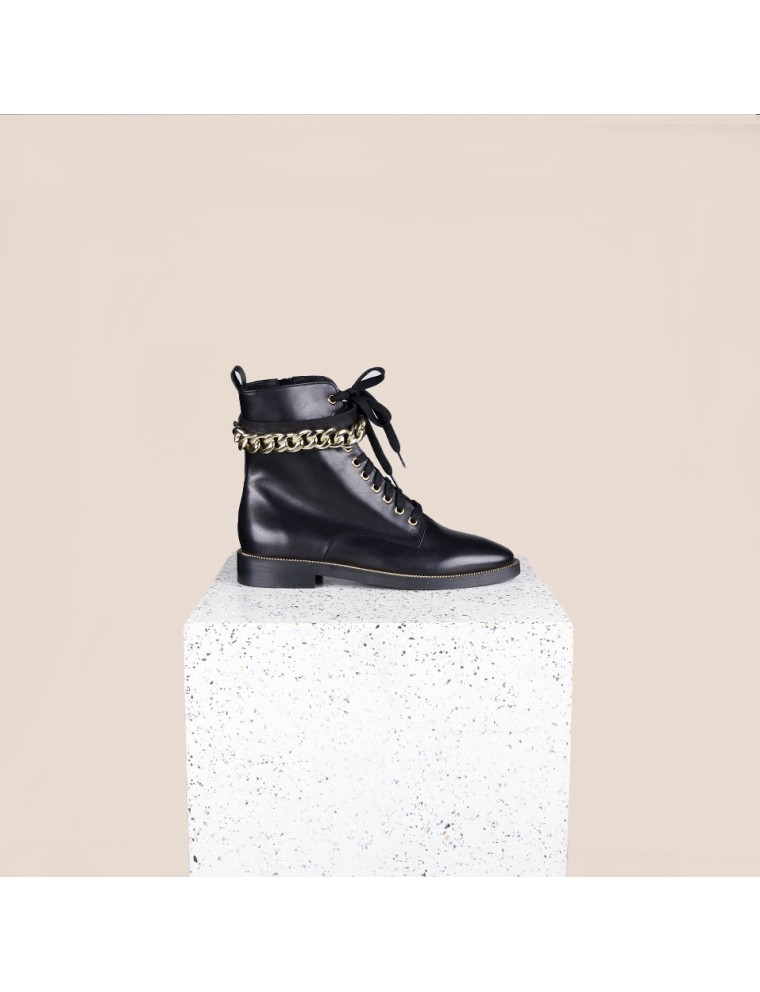 Best-Selling Asti Due Chain - Black Leather Fresh Release