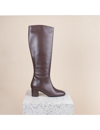 Best-Selling Forli - Chocolate Calf Leather In Stock